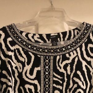 ALFANI  black and white sequence dress